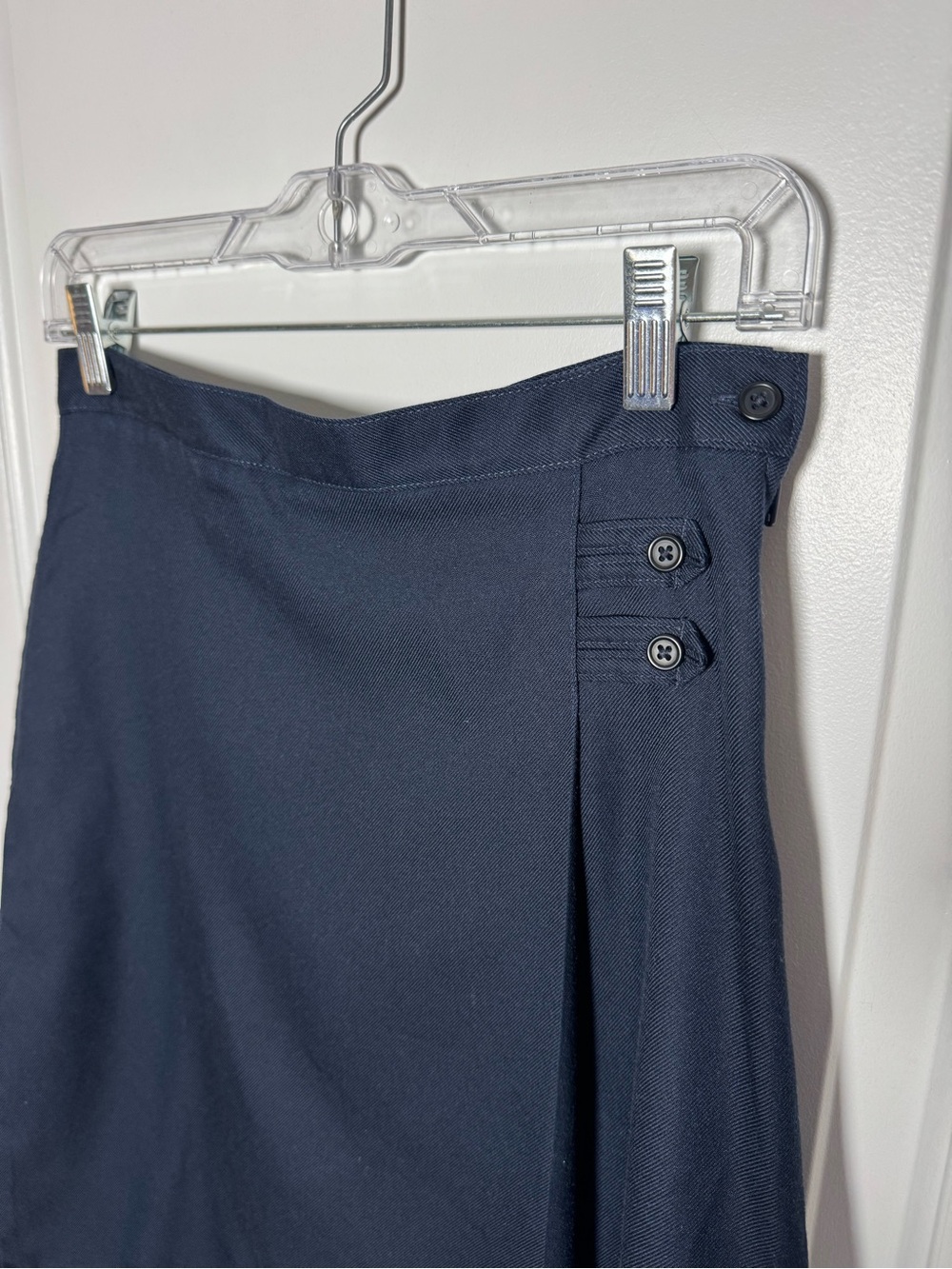 Lands’ End Navy A-Line Skirt Button Detail Side Zip Size 2 Classic